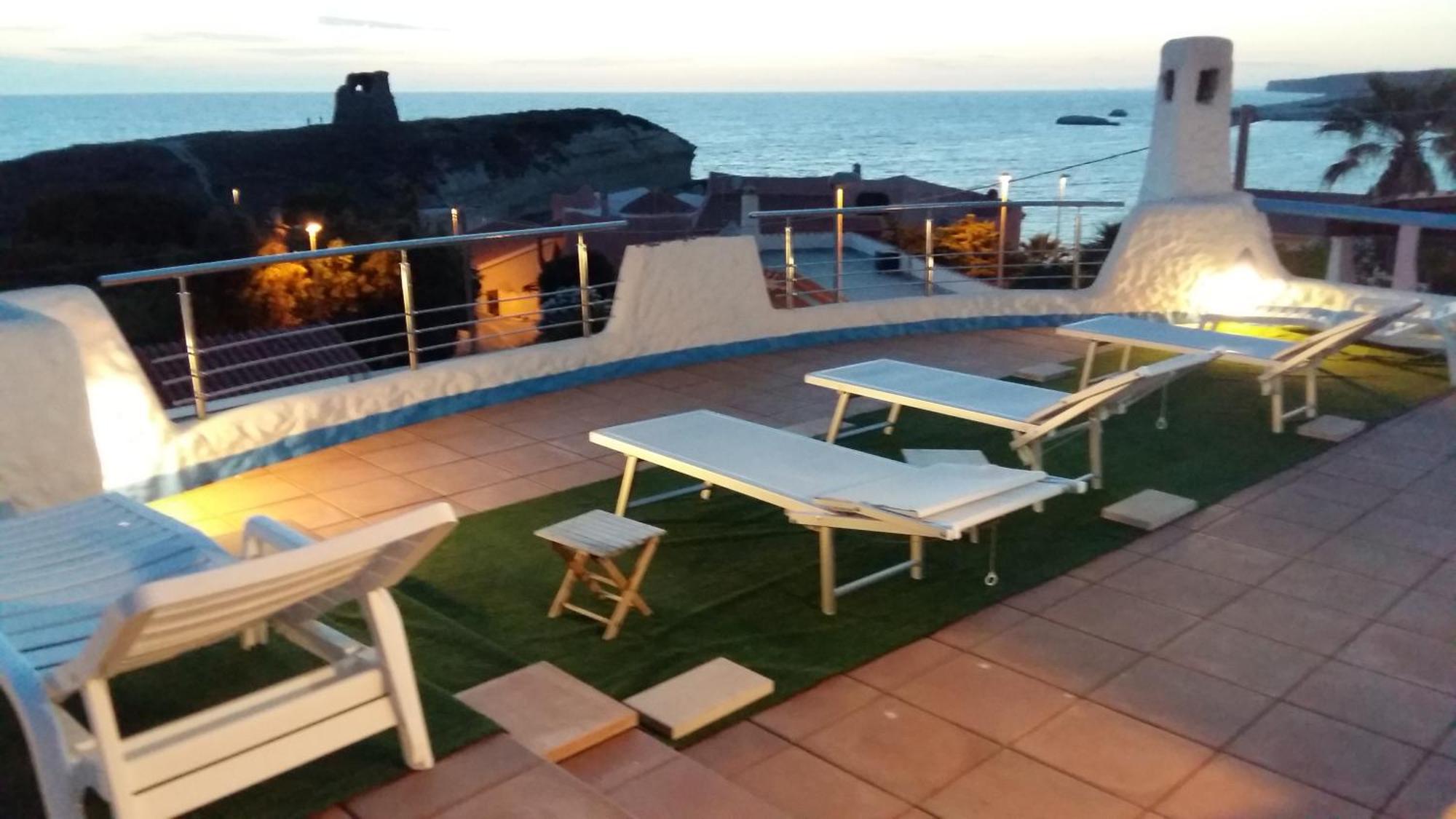 Villa Manuela Sul Mare S'archittu Bagian luar foto
