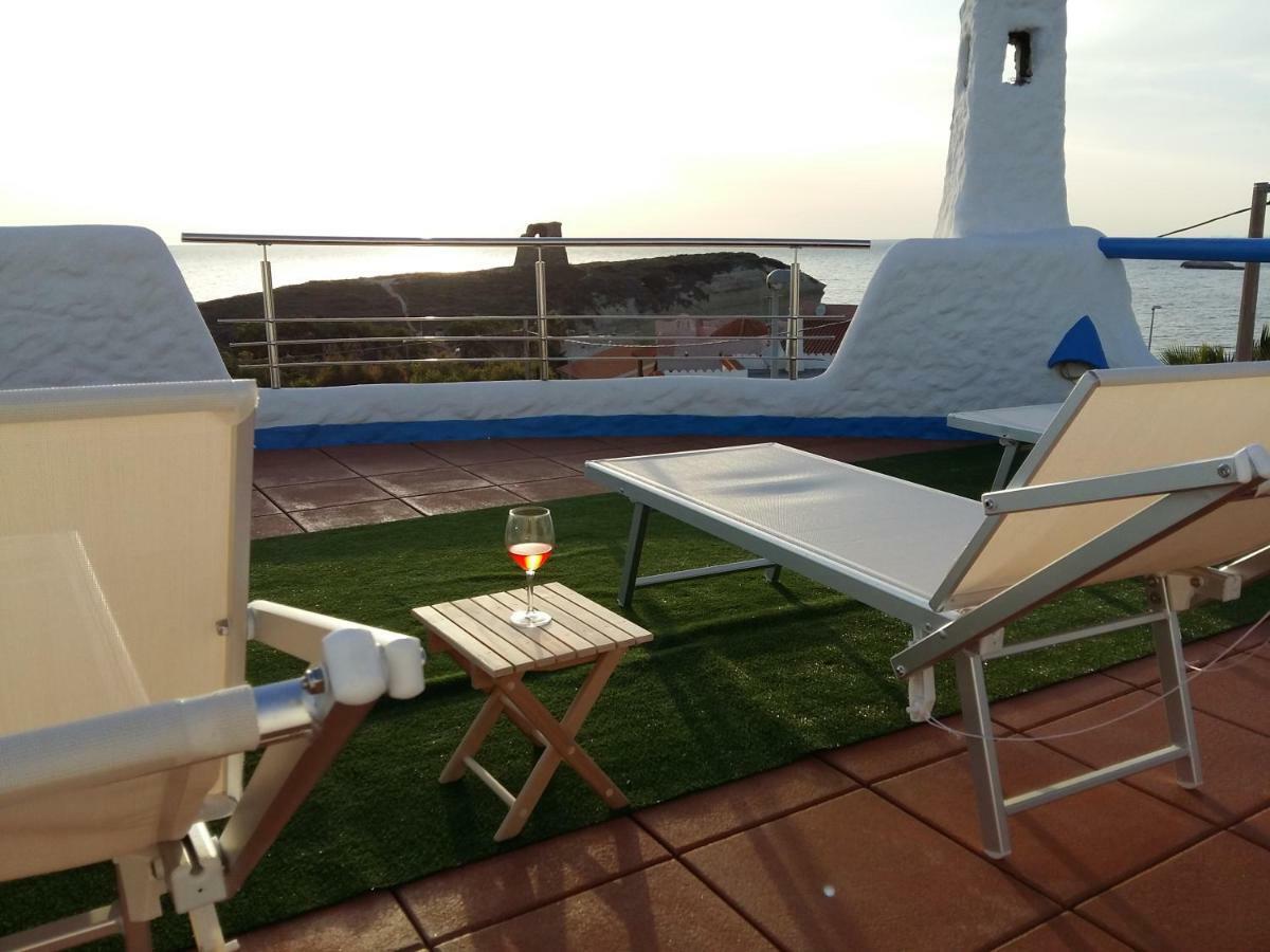 Villa Manuela Sul Mare S'archittu Bagian luar foto