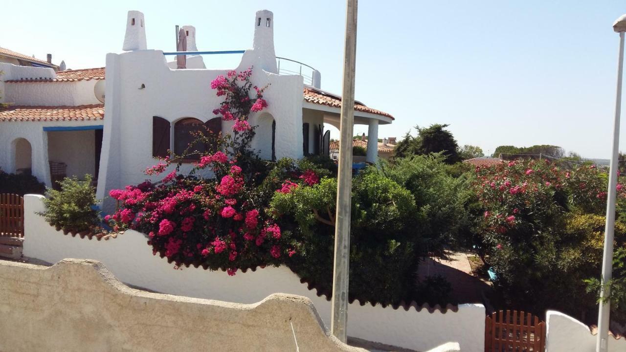 Villa Manuela Sul Mare S'archittu Bagian luar foto